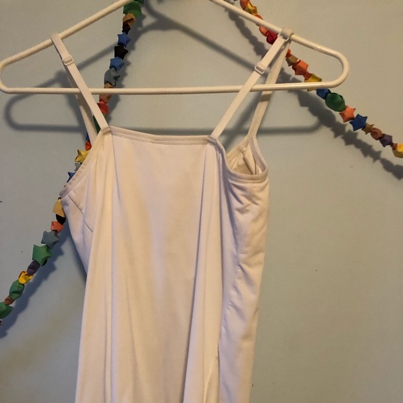 White Uniqlo tank top. - Picture 3 of 3